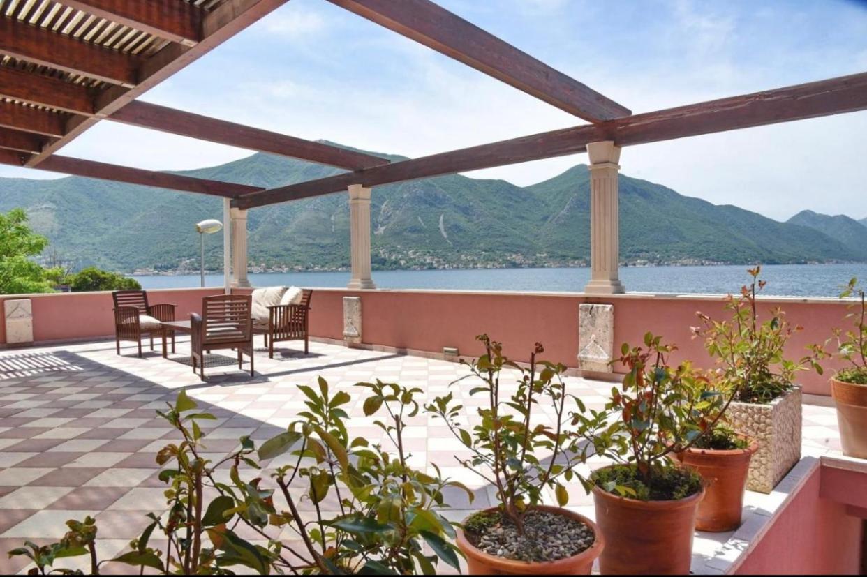 Apartments Barba Kotor Exterior photo