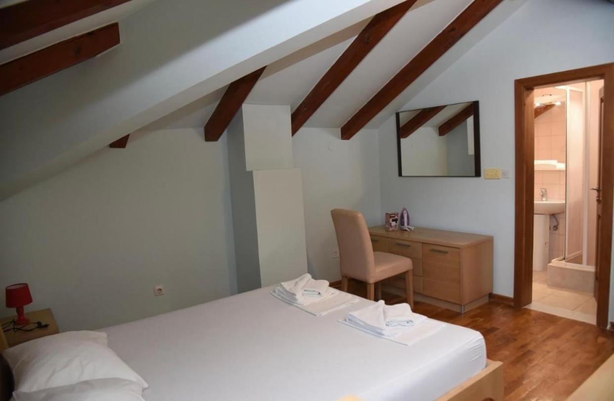 Apartments Barba Kotor Exterior photo